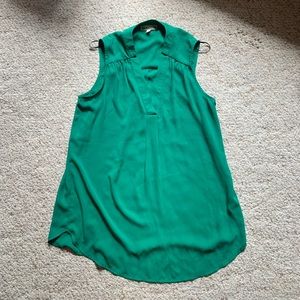 Pleione Green Sleeveless Blouse